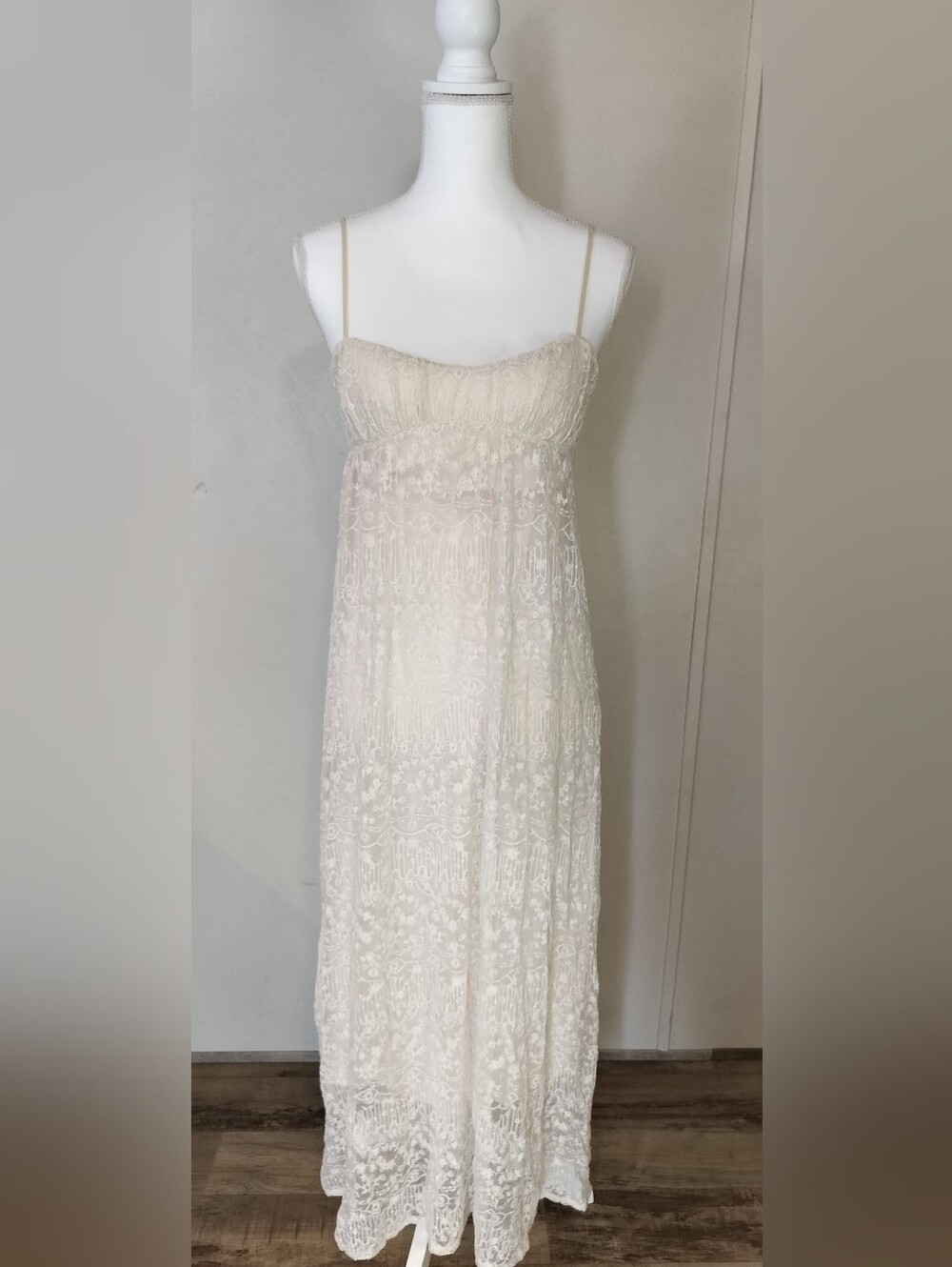 Zara Cream Lace Spaghetti-Strap Maxi Dress with Empire Waist